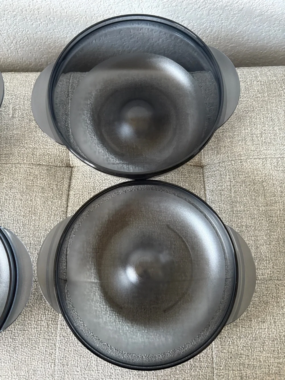 Tupperware Heat and Serve set of 4 EUC
